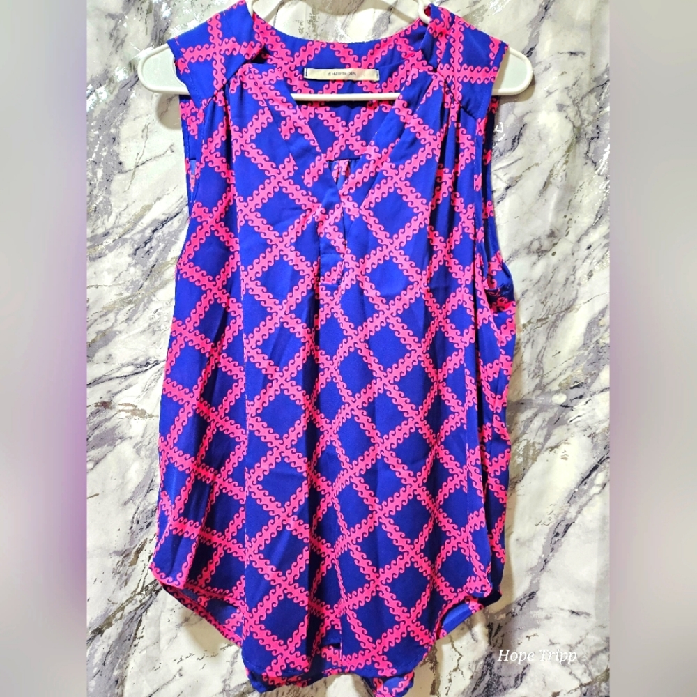 🎀NWOT Sleeveless Blouse🎀